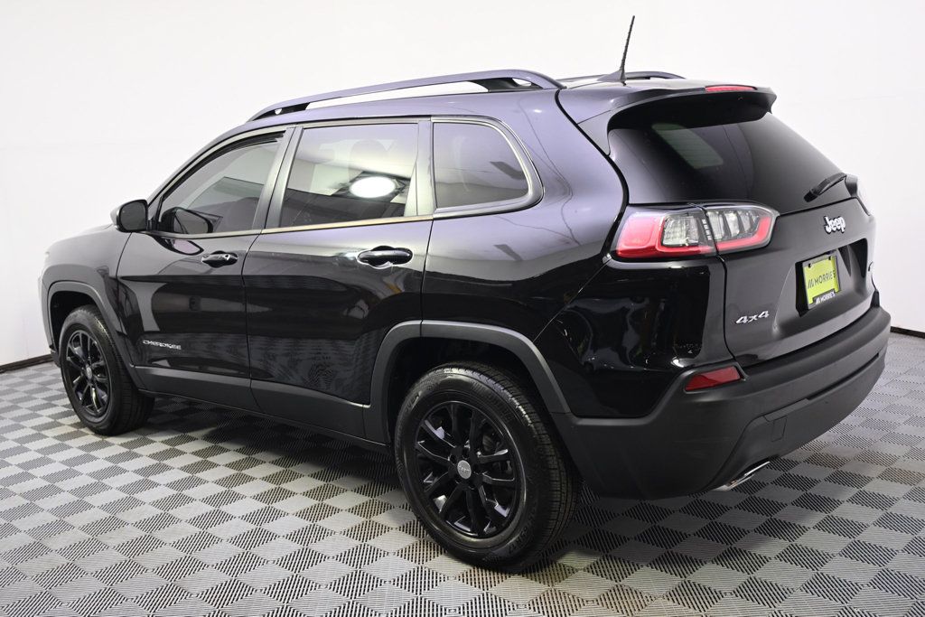 Used 2022 Jeep Cherokee Latitude Lux AWD/4WD image 3