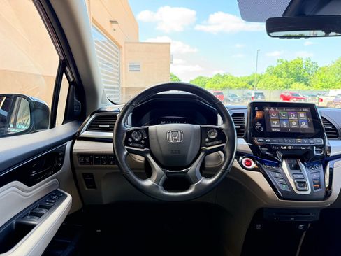 Used 2019 Honda Odyssey Elite image 18