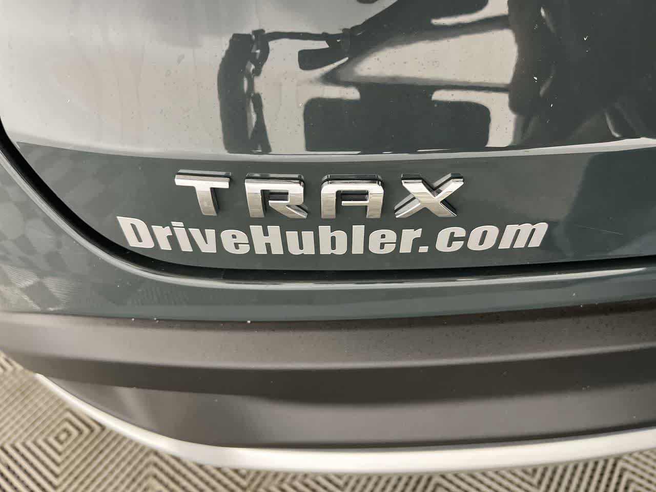 Used 2026 Chevrolet Trax LT FWD image 11