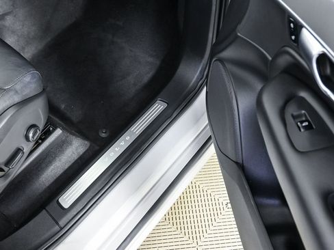 Certified 2025 Volvo XC90 B5 Core AWD/4WD image 26