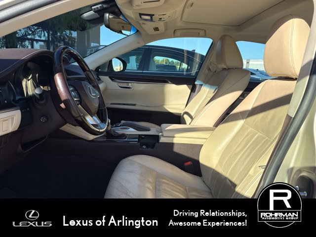 Used 2016 Lexus ES 300h FWD image 5
