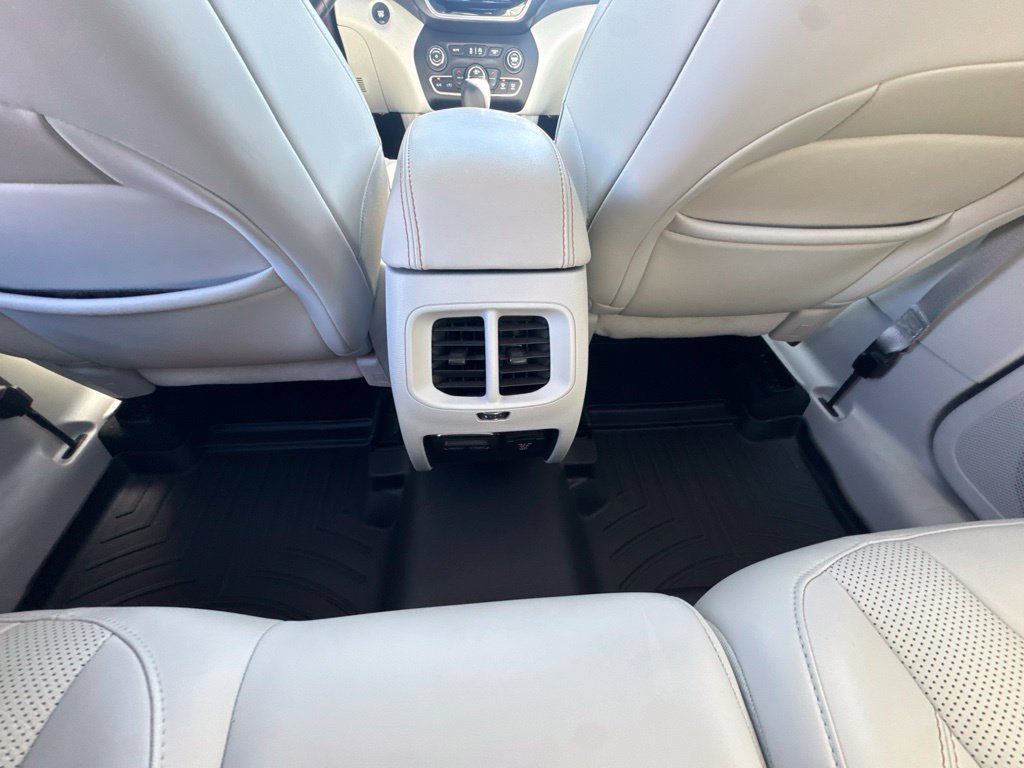 Used 2019 Jeep Cherokee Limited w/ Luxury Group AWD/4WD image 24
