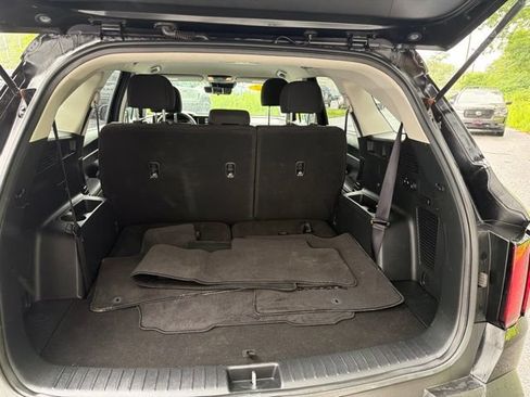Used 2022 Kia Sorento LX AWD/4WD image 7