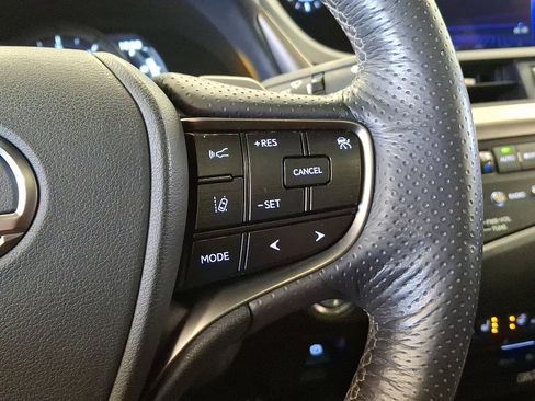 Used 2019 Lexus ES 350 F Sport image 22