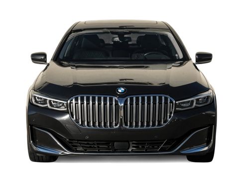 Used 2021 BMW 750i xDrive image 5