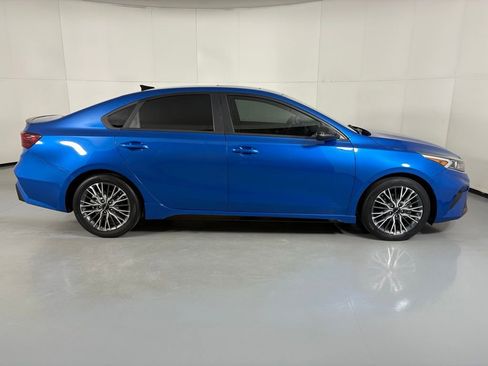 Used 2023 Kia Forte GT-Line w/ GT-Line Premium Package image 9