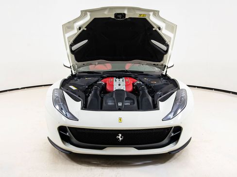 Certified 2019 Ferrari 812 Superfast RWD image 27