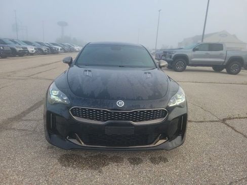 Used 2018 Kia Stinger GT image 18