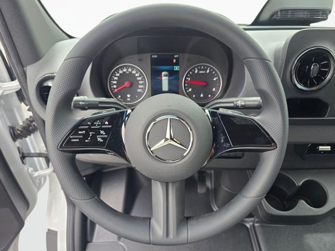 New 2026 Mercedes-Benz Sprinter 2500 image 29