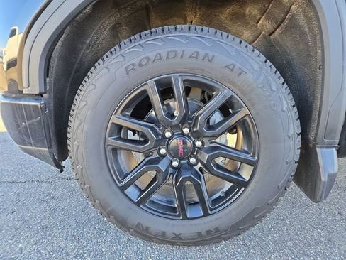 Used 2020 GMC Sierra 1500 Elevation image 5