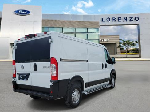 Used 2025 RAM ProMaster 2500 w/ U-Haul Equipment Group FWD image 5