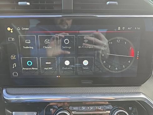 Used 2024 GMC Sierra 2500 Denali w/ Denali Reserve Package image 26