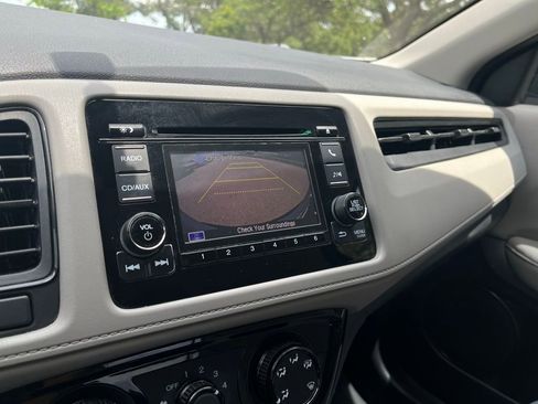 Used 2017 Honda HR-V LX image 20