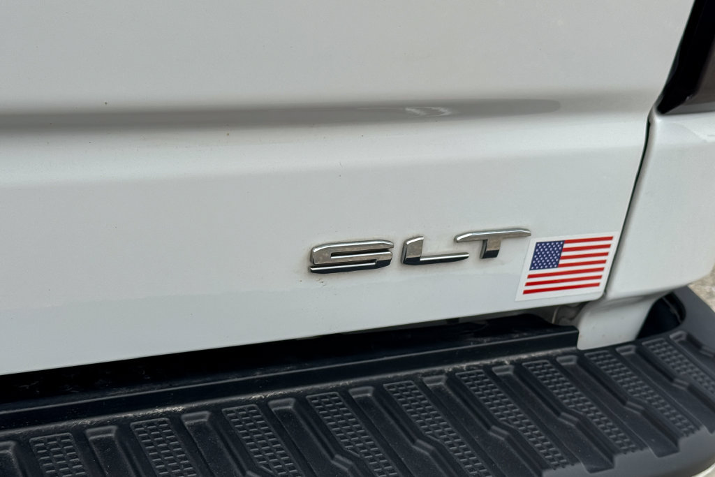 Used 2022 GMC Sierra 1500 SLT w/ SLT Premium Package AWD/4WD image 19