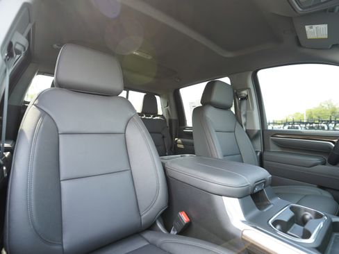 New 2026 Chevrolet Silverado 2500 LT w/ All Star Edition AWD/4WD image 11