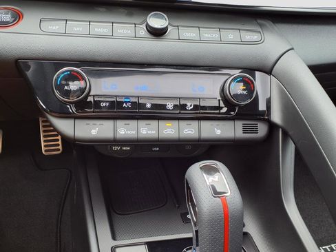 New 2025 Hyundai Elantra N Line image 13