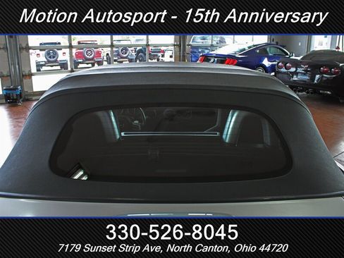 Used 2006 MAZDA MX-5 Miata Sport RWD image 13