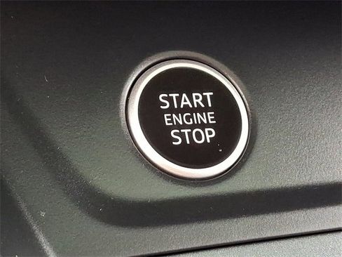 Used 2022 Audi Q3 2.0T Premium Plus w/ Premium Plus Package image 24