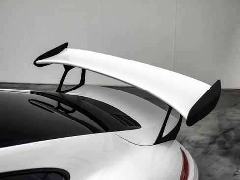 Used 2019 Porsche 911 GT3 RS RWD image 43