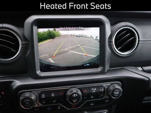 Used 2022 Jeep Wrangler Unlimited Sahara w/ Cold Weather Group AWD/4WD image 26