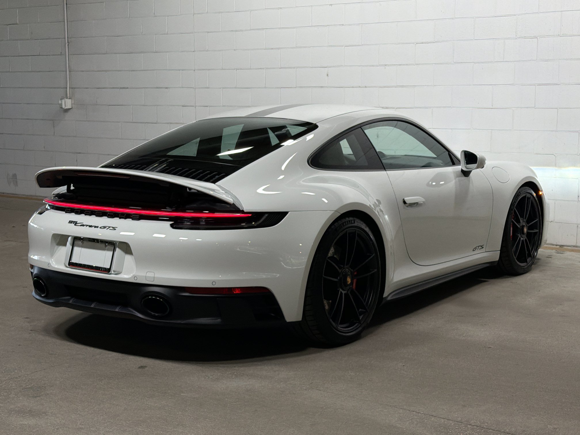 Certified 2023 Porsche 911 Carrera GTS RWD image 7