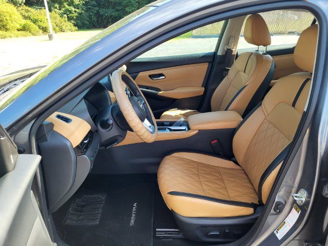 Used 2024 Nissan Sentra SV w/ SV Premium Package FWD image 12