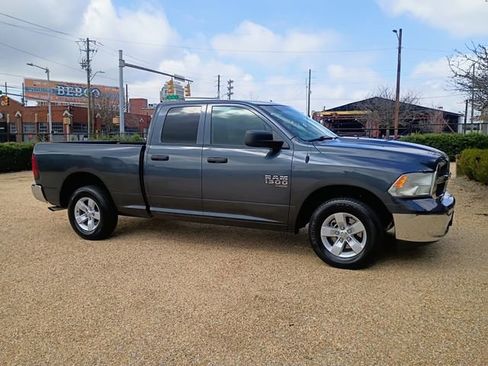 Used 2019 RAM 1500 Tradesman w/ Popular Equipment Group RWD image 20