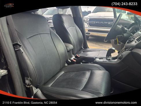 Used 2011 Chevrolet Cruze LTZ FWD image 8
