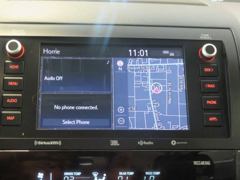 Used 2021 Toyota Sequoia TRD Pro AWD/4WD image 44