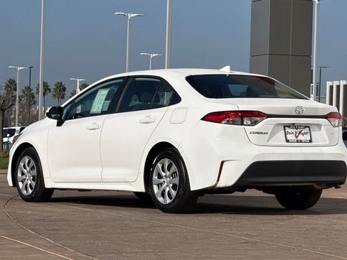 Certified 2025 Toyota Corolla LE image 7