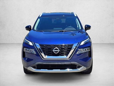 Used 2023 Nissan Rogue Platinum AWD/4WD image 2
