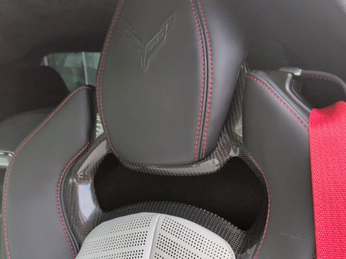 Used 2023 Chevrolet Corvette Stingray Premium Cpe w/ Z51 Performance Package image 19