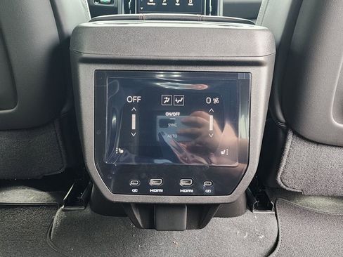 New 2026 GMC Yukon XL AT4 Ultimate AWD/4WD image 57