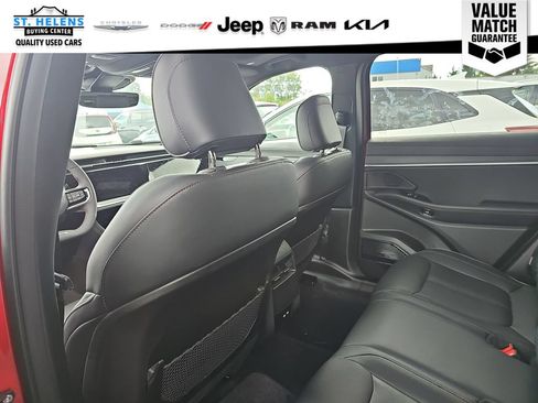 Used 2025 Jeep Wagoneer S Limited AWD/4WD image 18