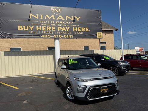 Used 2021 Kia Soul S FWD image 1