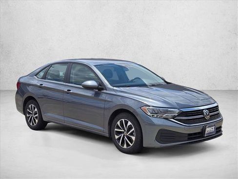Used 2024 Volkswagen Jetta S FWD image 3