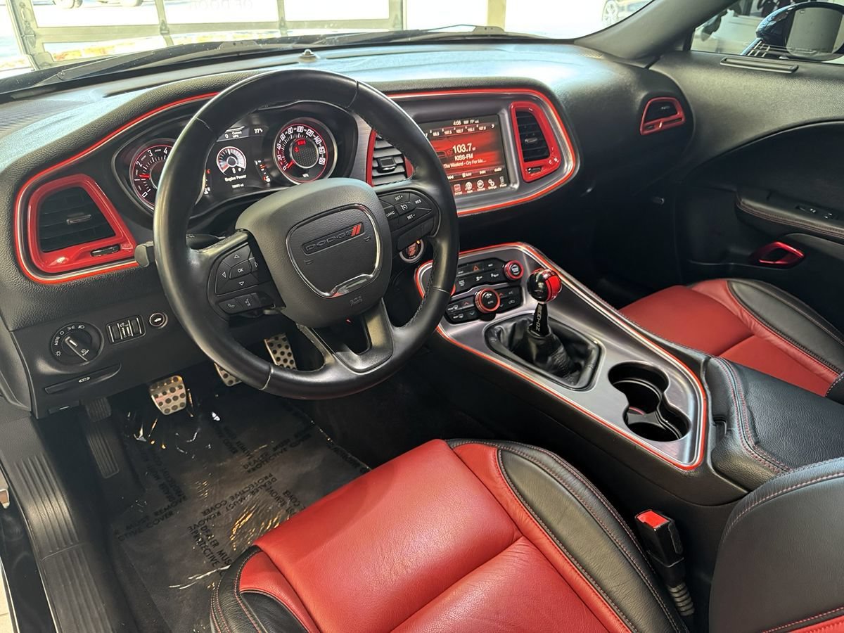 Used 2016 Dodge Challenger R/T Scat Pack RWD image 16
