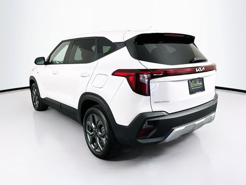 Used 2026 Kia Seltos LX AWD/4WD image 5