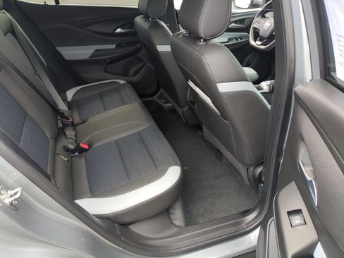 Certified 2024 Buick Envista Preferred FWD image 24