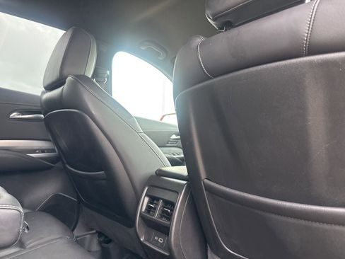 Used 2021 Cadillac XT4 Premium Luxury image 31