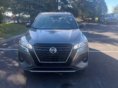 Used 2021 Nissan Kicks SR w/ SR Premium Package