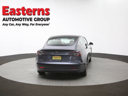 Used 2018 Tesla Model 3 Long Range RWD image 33