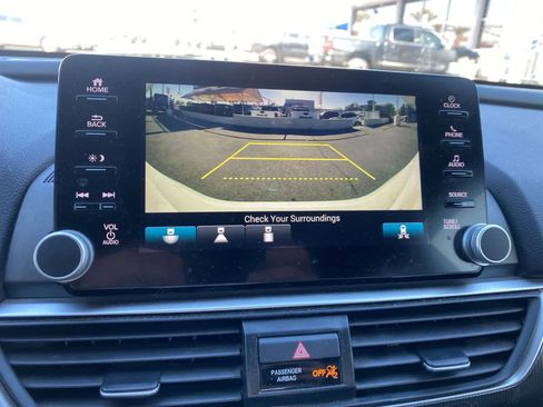 Used 2020 Honda Accord Sport image 18