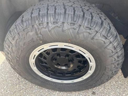 Used 2022 Ford F150 XLT w/ Equipment Group 302A High AWD/4WD image 8