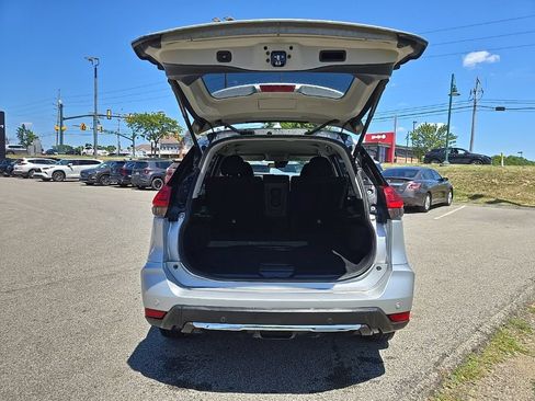 Used 2020 Nissan Rogue SV AWD/4WD image 6