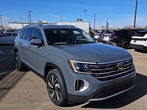New 2026 Volkswagen Atlas SEL AWD/4WD image 3