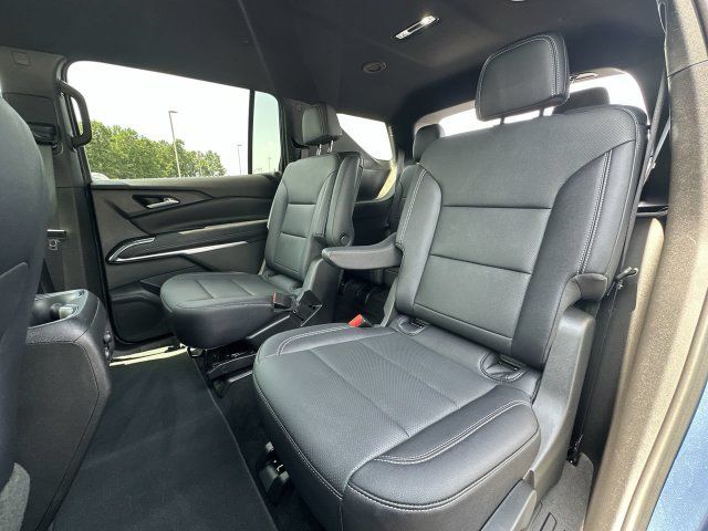 Used 2026 Chevrolet Traverse LT AWD/4WD image 24