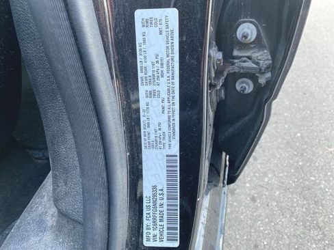 Used 2022 RAM 1500 Big Horn AWD/4WD image 14