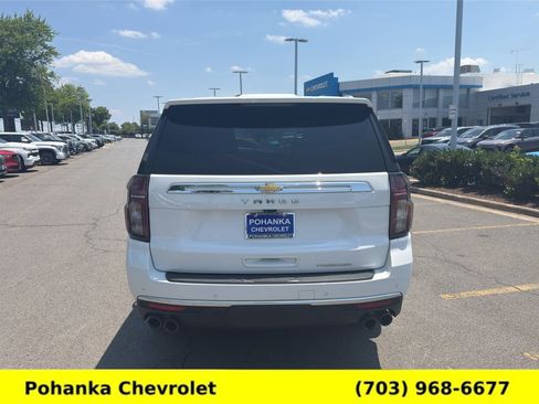 Used 2021 Chevrolet Tahoe Premier w/ Premium Package AWD/4WD image 6