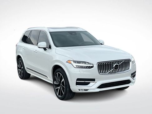Used 2023 Volvo XC90 B6 Plus w/ Protection Package Premier AWD/4WD image 2